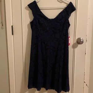 Vince Camuto dress. 10